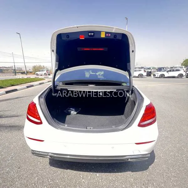 مرسيدس بنز كلاس E 2017 for Sale in دبي Image-5
