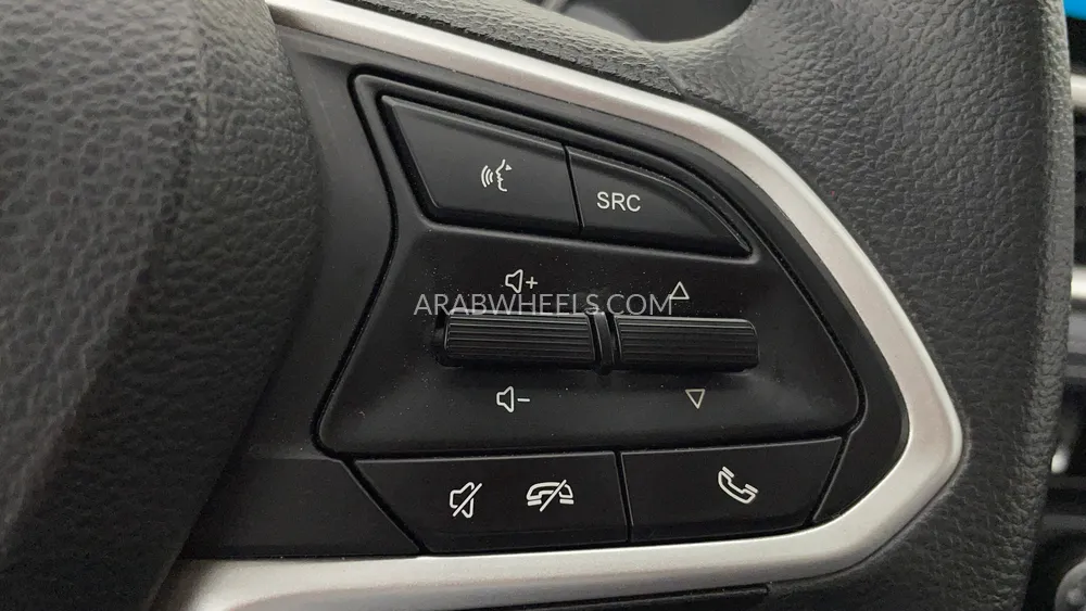 Chevrolet Captiva 2023 for Sale in Dubai Image-41