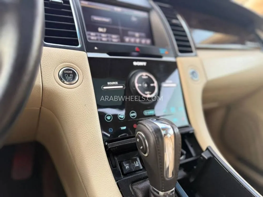 Ford Taurus 2014 for Sale in Sharjah Image-20