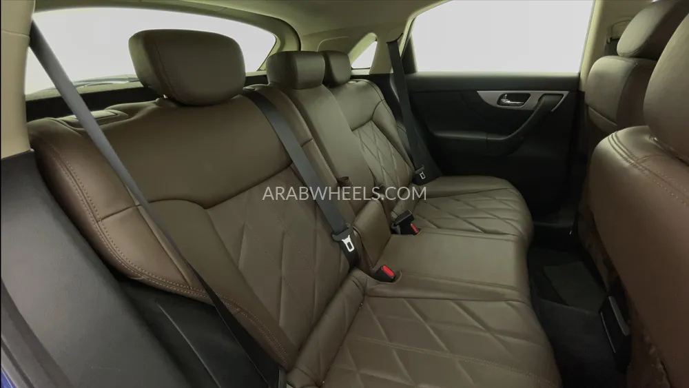 Infiniti QX70 2020 for Sale in Dubai Image-29