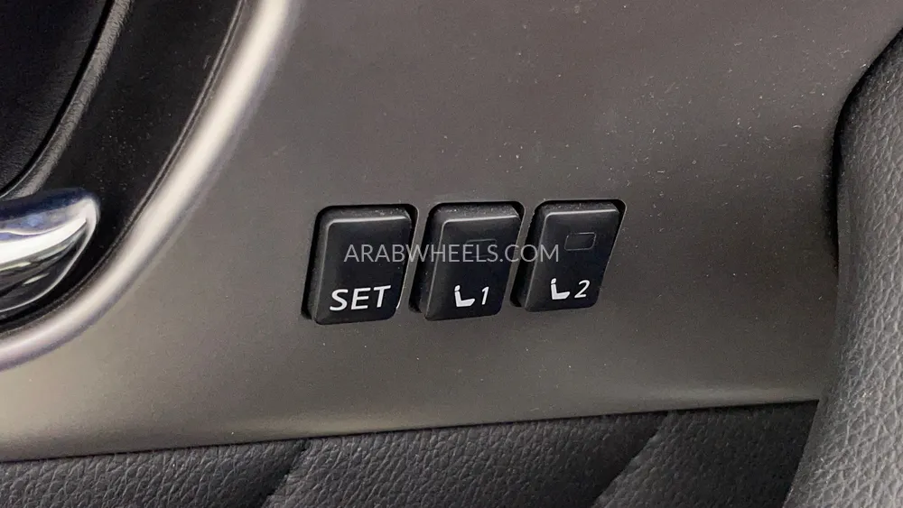 Infiniti QX70 2020 for Sale in Dubai Image-45