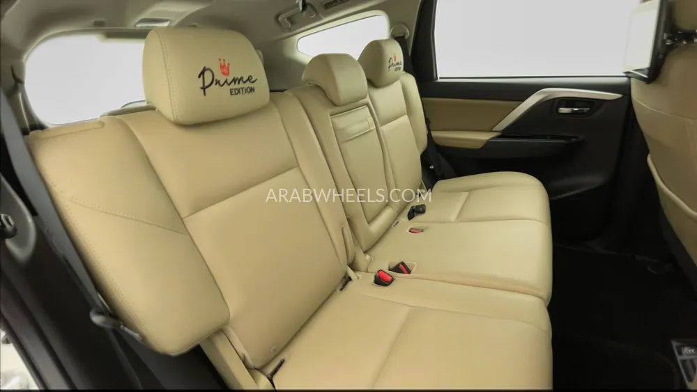 ميتسوبيشي مونتيرو سبورت 2023 for Sale in دبي Image-26