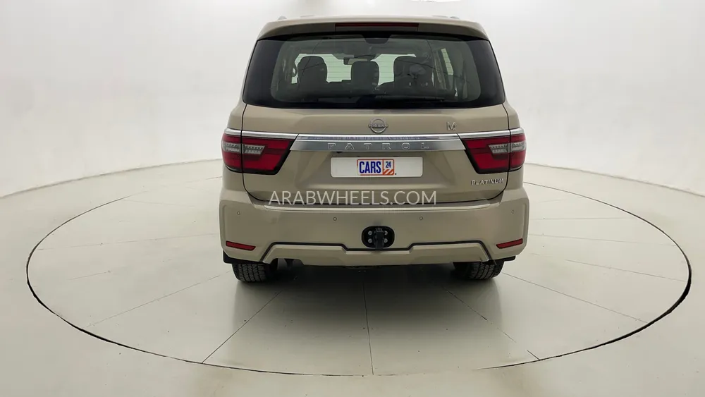 Nissan Patrol 2022 for Sale in Dubai Image-4