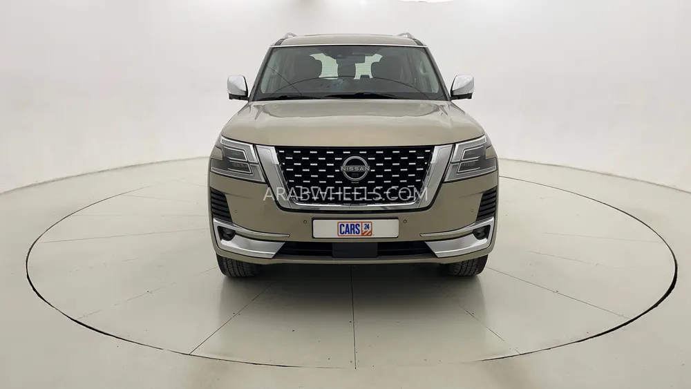 Nissan Patrol 2022 for Sale in Dubai Image-8