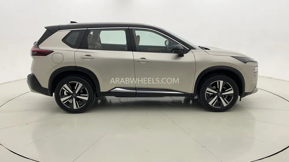 نيسان إكس تريل 2024 for Sale in دبي Image-2