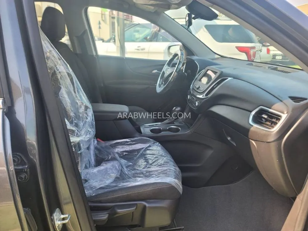 Chevrolet Equinox 2019 for Sale in Sharjah Image-16
