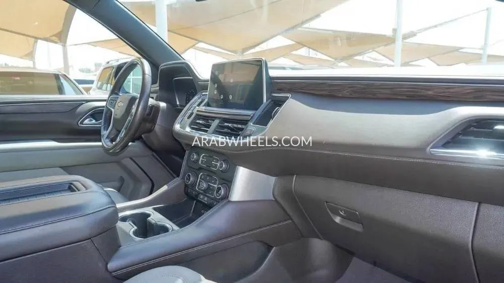 Chevrolet Tahoe 2022 for Sale in Sharjah Image-12