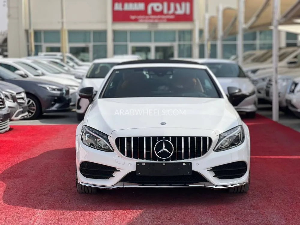 مرسيدس بنز كلاس C 2017 for Sale in الشارقة Image-2