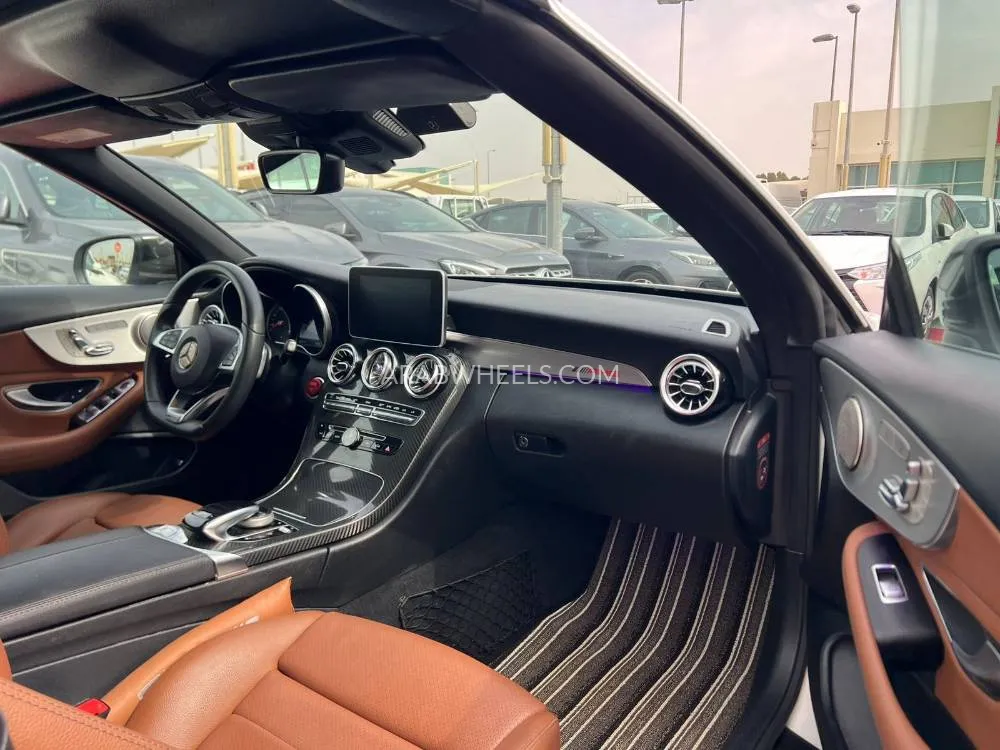 مرسيدس بنز كلاس C 2017 for Sale in الشارقة Image-11