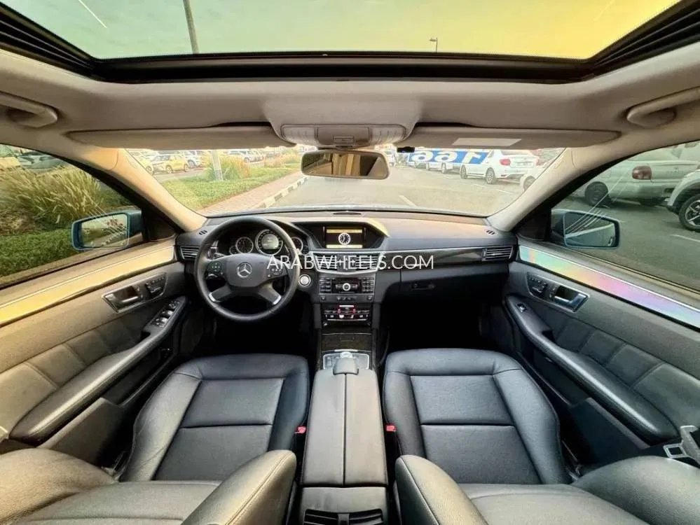 Mercedes Benz E Class 2010 for Sale in Dubai Image-9