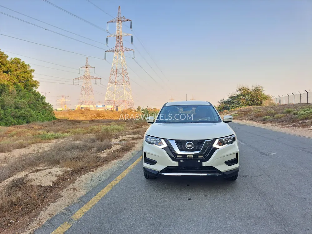 Nissan X-Trail 2015 for Sale in Sharjah Image-2
