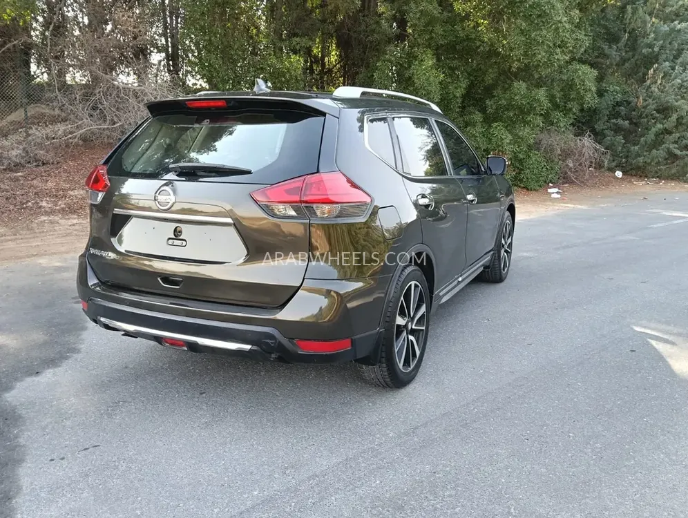 Nissan X-Trail 2018 for Sale in Sharjah Image-5