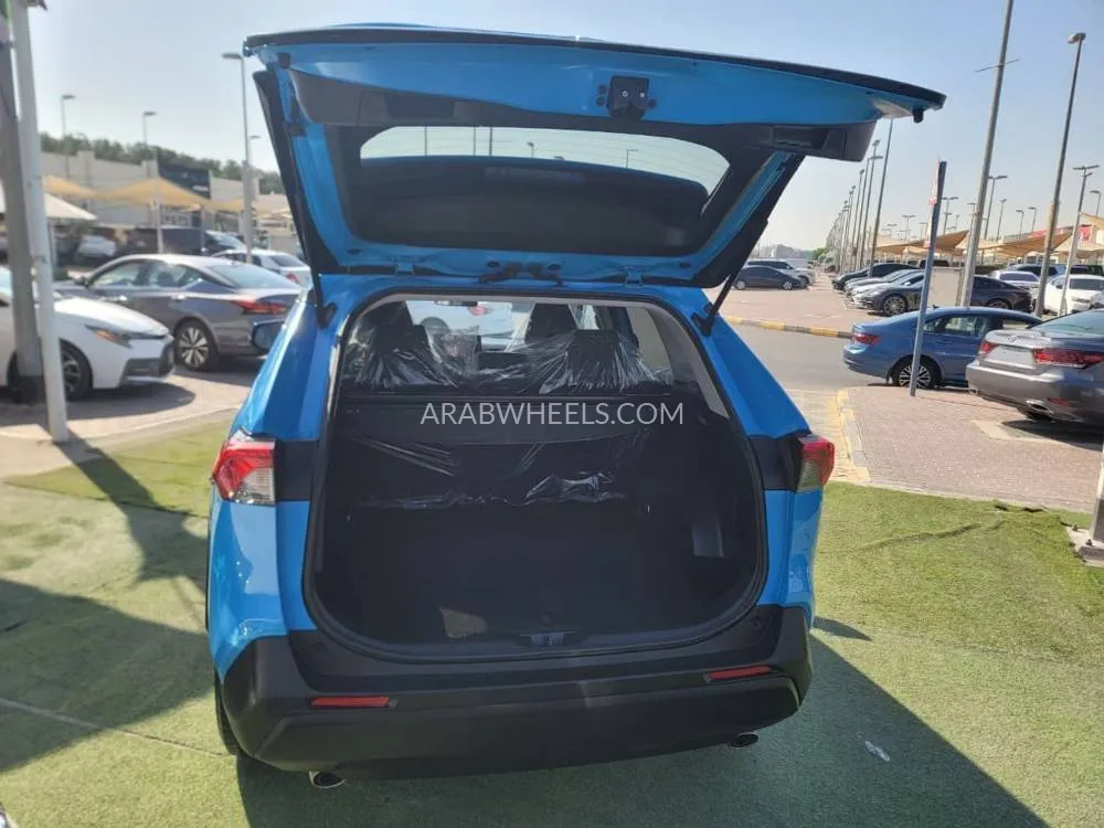 Toyota Rav4 2021 for Sale in Sharjah Image-20