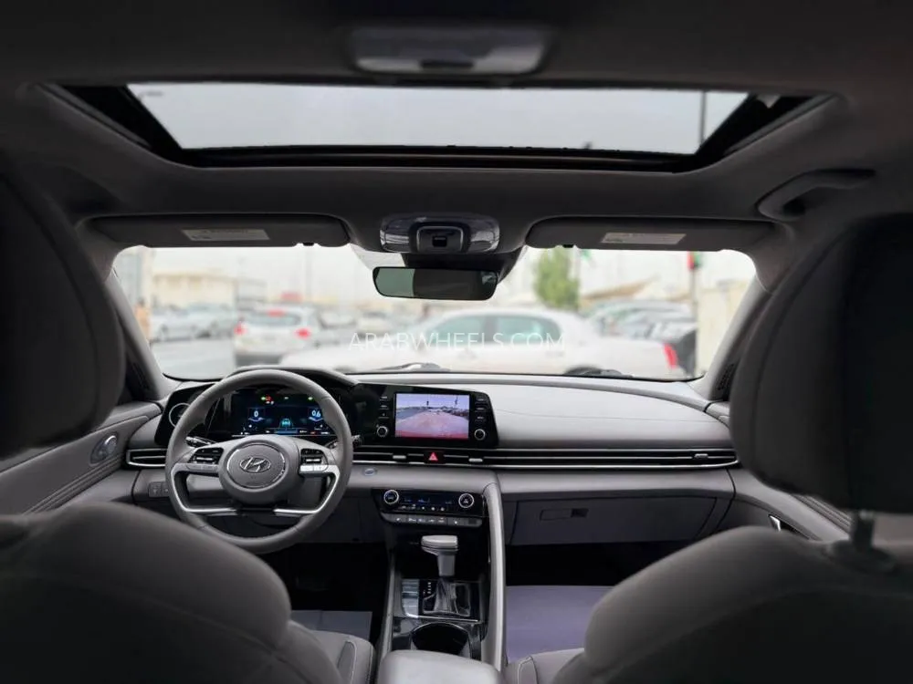 هيونداي إلنترا 2021 for Sale in الشارقة Image-10