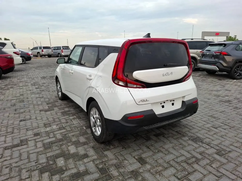 Kia Soul 2022 for Sale in Ajman Image-7