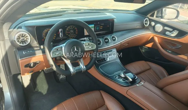 مرسيدس بنز كلاس E 2017 for Sale in الشارقة Image-11