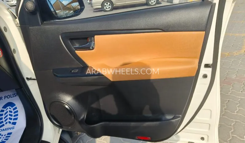 تويوتا فورتشنر 2022 for Sale in الشارقة Image-17