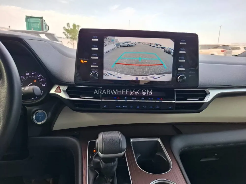 Toyota Sienna 2022 for Sale in Ajman Image-17