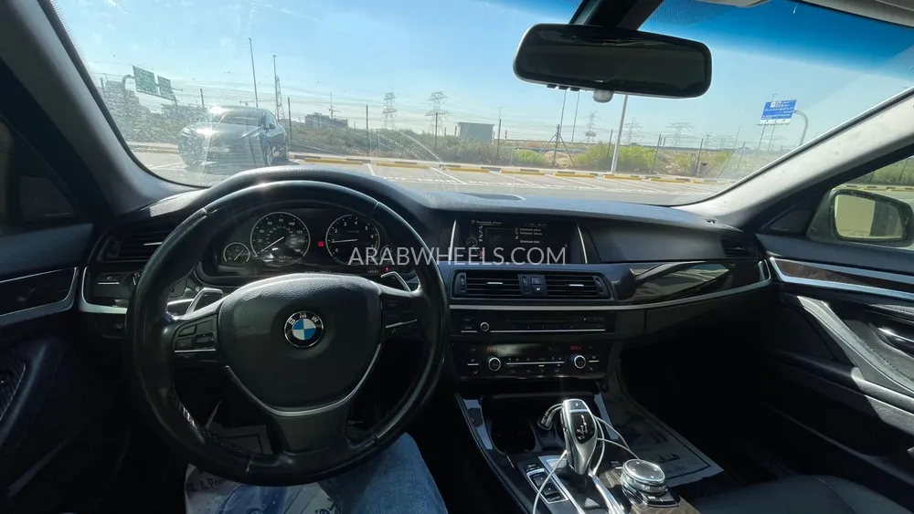 BMW 5 series 2016 for Sale in Ajman Image-4