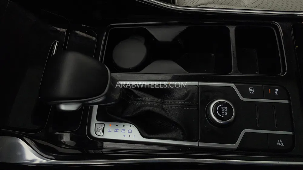 Kia Sorento 2021 for Sale in Dubai Image-18