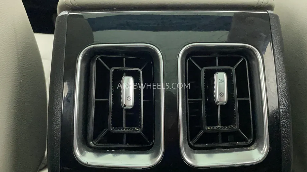 Kia Sorento 2021 for Sale in Dubai Image-25