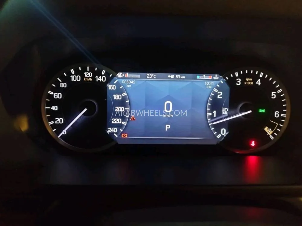 Land Rover Defender 2023 for Sale in Sharjah Image-7