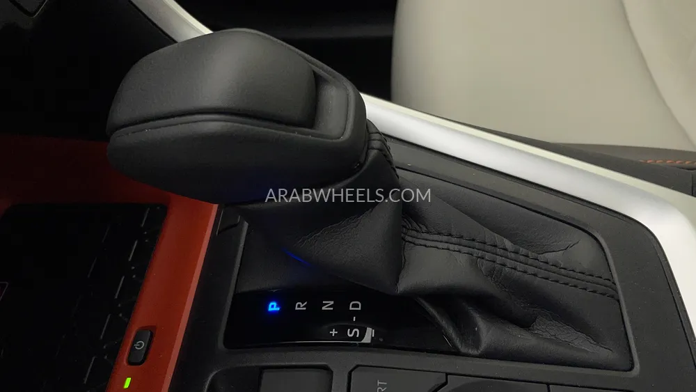 Toyota Rav4 2024 for Sale in Dubai Image-18