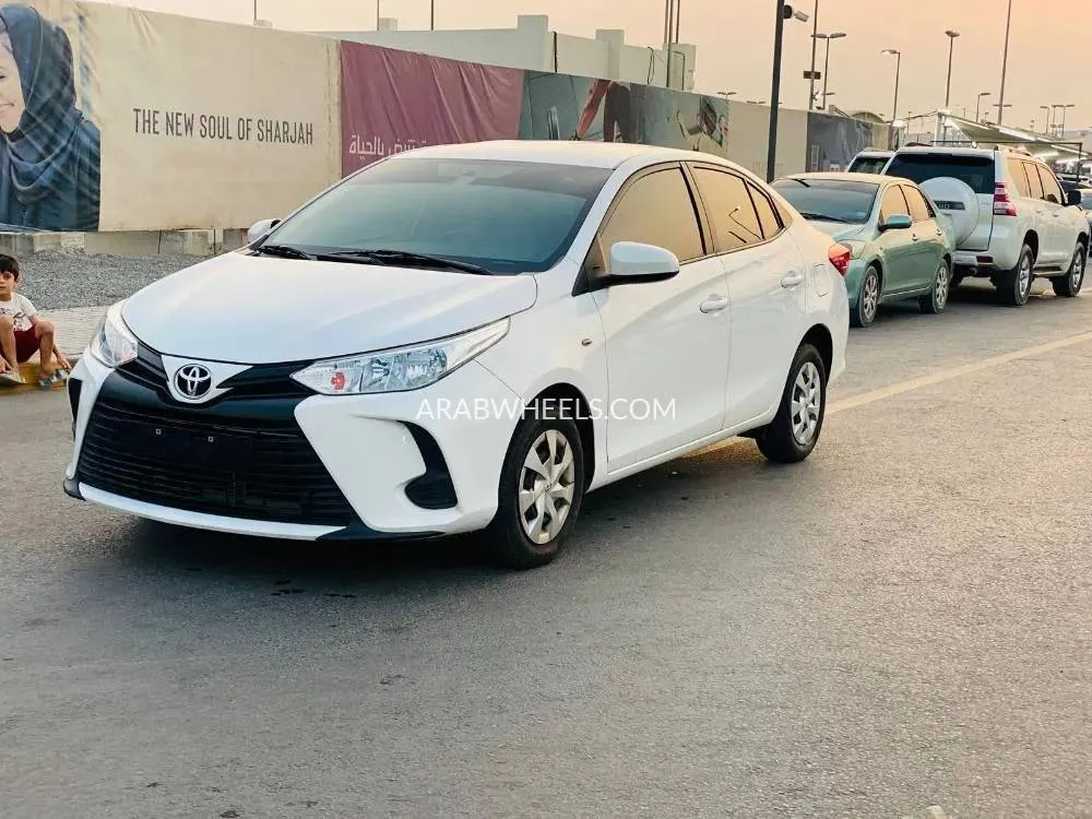 Toyota Yaris 2022 for Sale in Sharjah Image-3