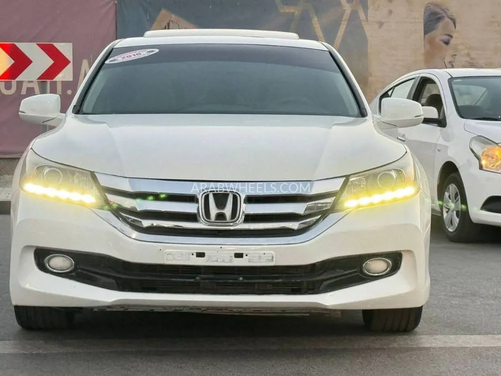 Honda Accord 2016 for Sale in Sharjah Image-2