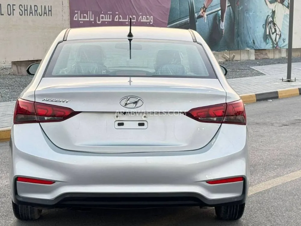 Hyundai Accent 2021 for Sale in Sharjah Image-9