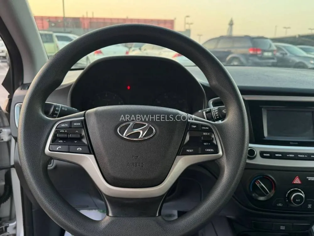 Hyundai Accent 2021 for Sale in Sharjah Image-15
