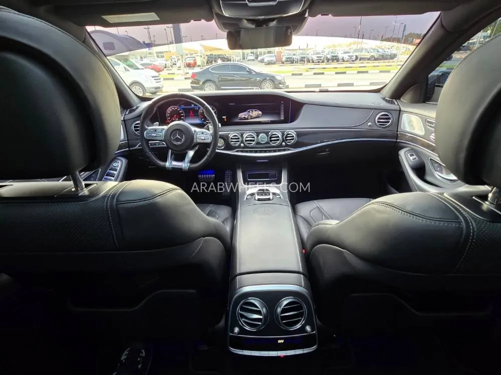 Mercedes Benz S Class 2018 for Sale in Dubai Image-12