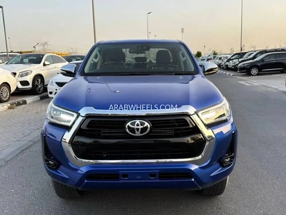 Toyota Hilux 2022 for Sale in Dubai Image-2
