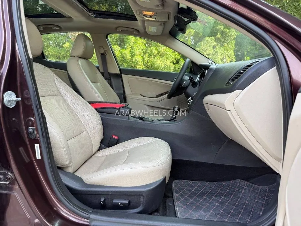 Kia Optima 2015 for Sale in Sharjah Image-16