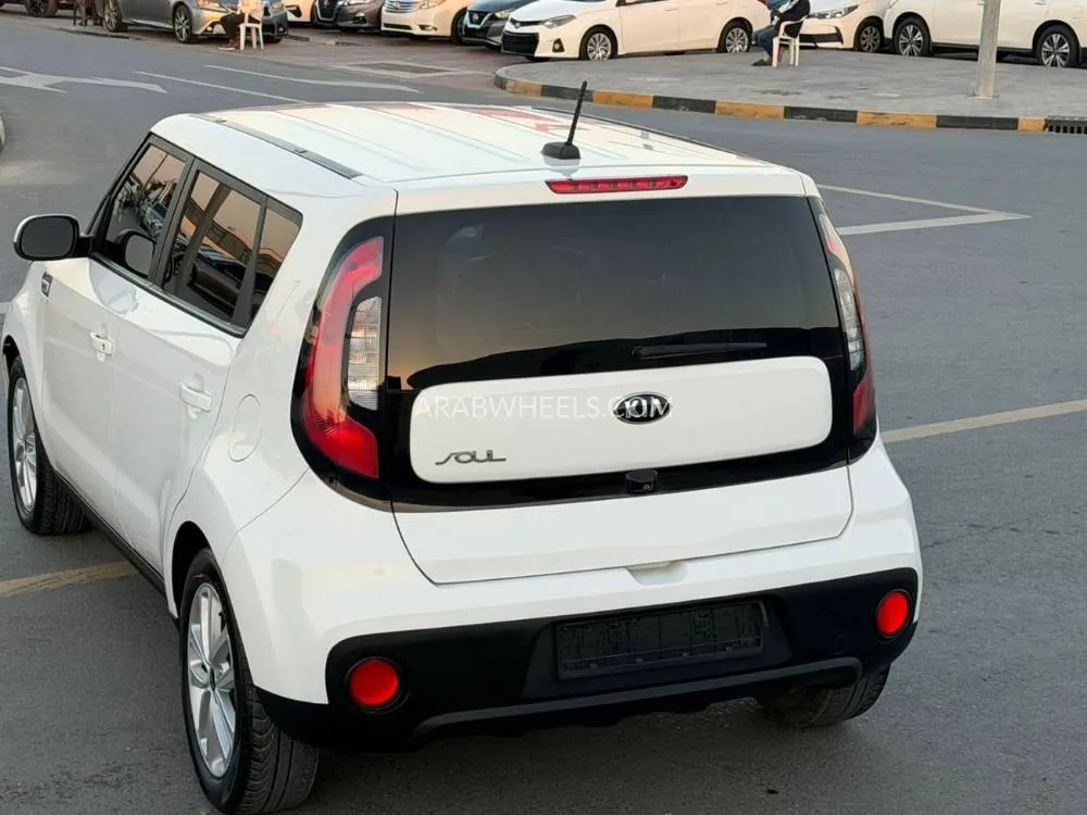 Kia Soul 2018 for Sale in Sharjah Image-16