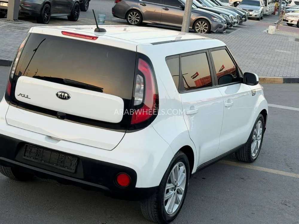 Kia Soul 2018 for Sale in Sharjah Image-18