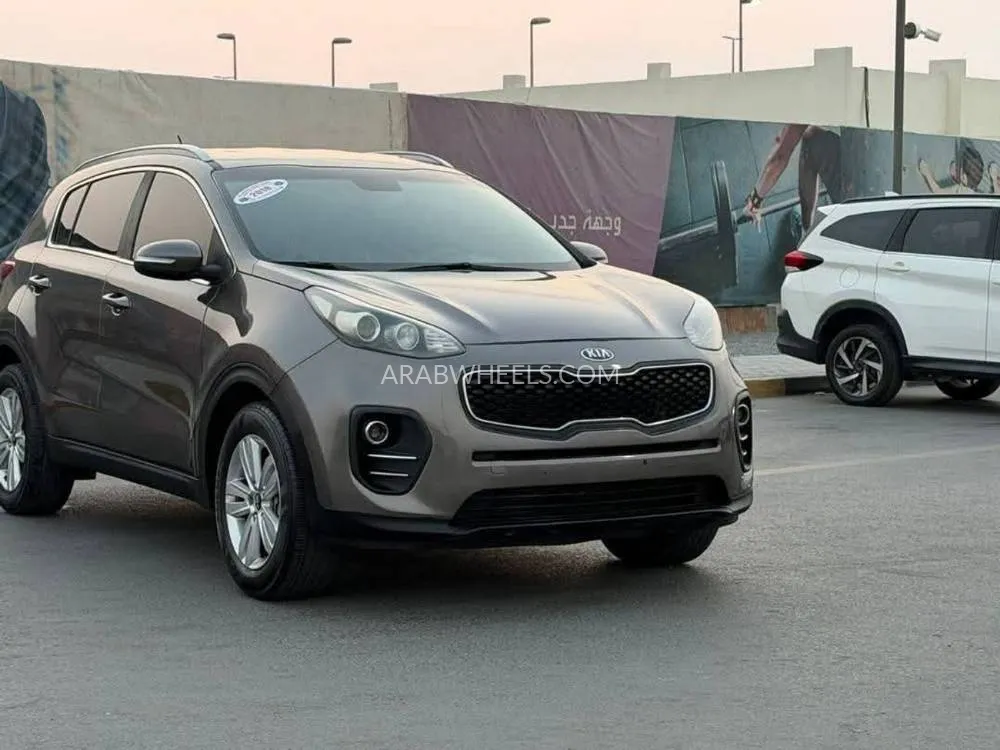 Kia Sportage 2018 for Sale in Sharjah Image-4