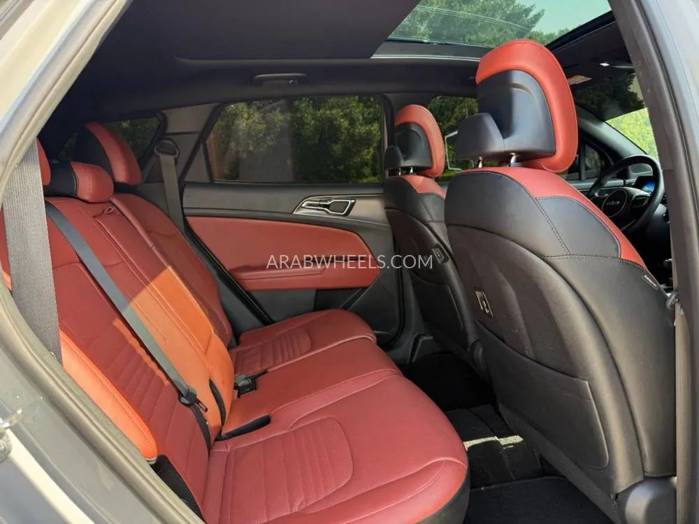 Kia Sportage 2024 for Sale in Sharjah Image-10