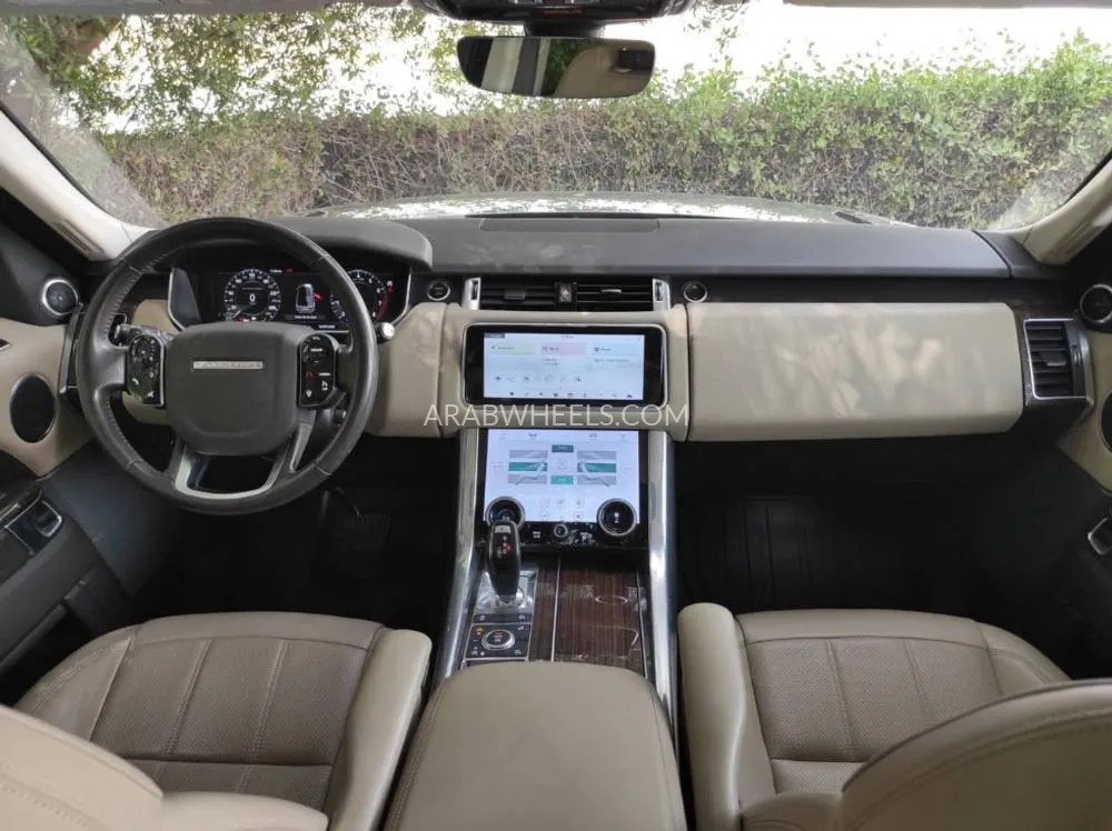 Land Rover Range Rover 2018 for Sale in Sharjah Image-17