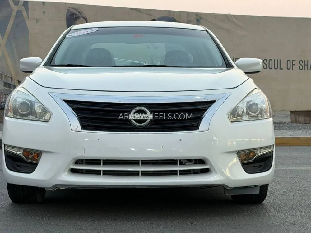 Nissan Altima 2014 for Sale in Sharjah Image-5