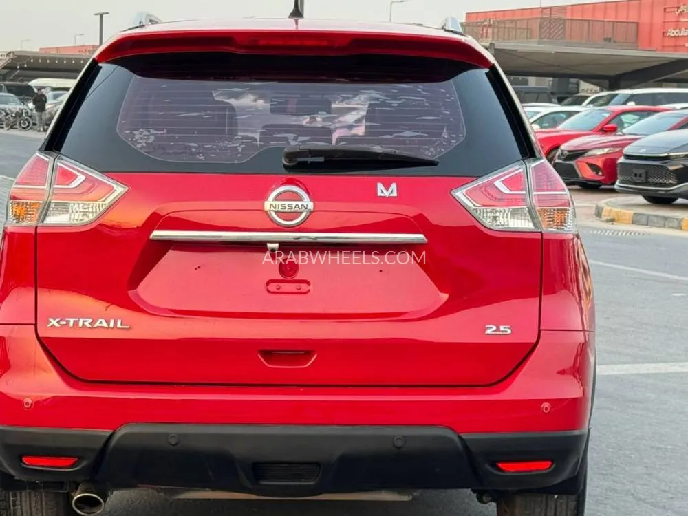 Nissan X-Trail 2015 for Sale in Sharjah Image-13