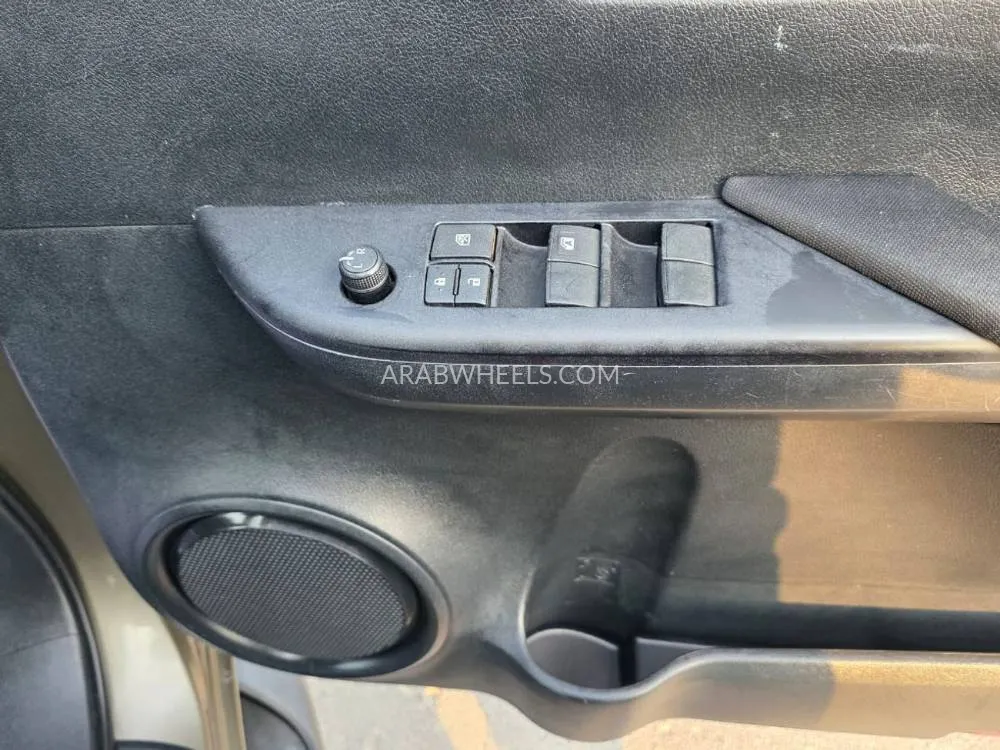 Toyota Hilux 2019 for Sale in Dubai Image-20