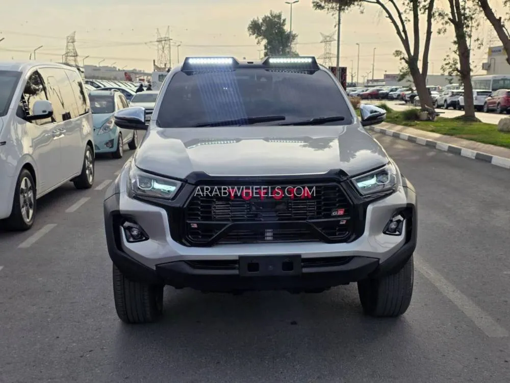 Toyota Hilux 2022 for Sale in Dubai Image-3