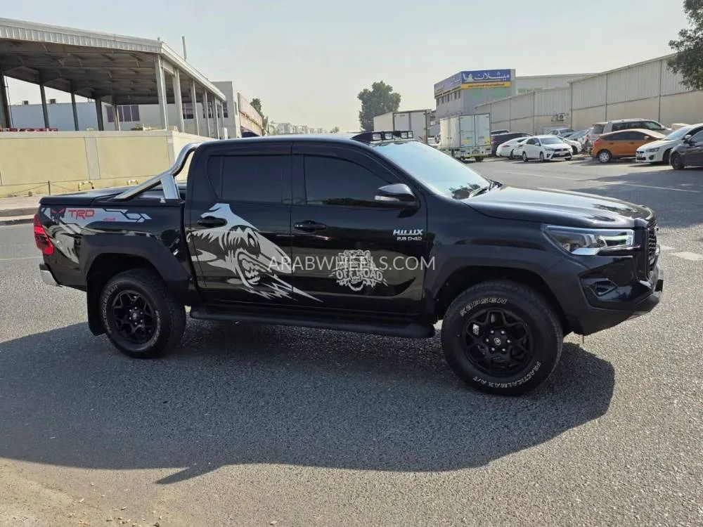 Toyota Hilux 2022 for Sale in Dubai Image-7