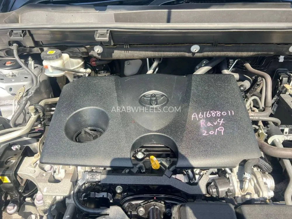 Toyota Rav4 2019 for Sale in Dubai Image-18