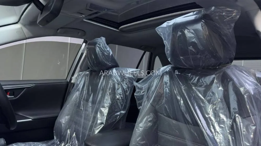 Toyota Rav4 2019 for Sale in Dubai Image-10