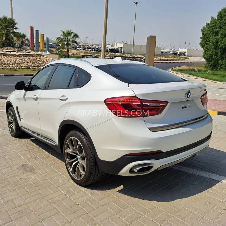 BMW X6 2015 for Sale in Dubai Image-4