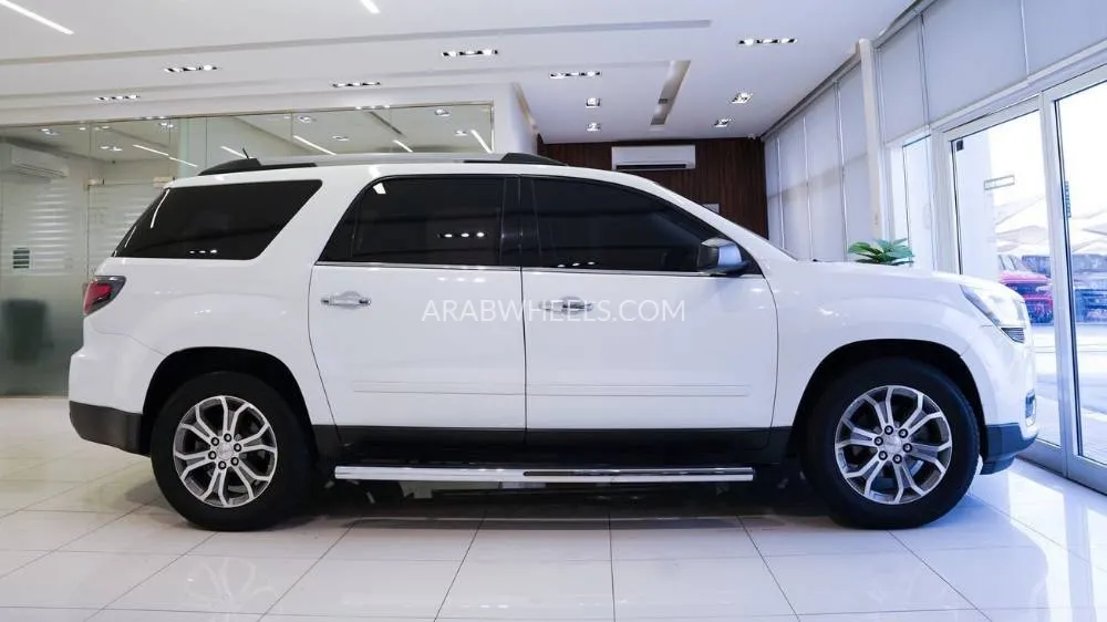 GMC Acadia 2016 for Sale in Sharjah Image-17