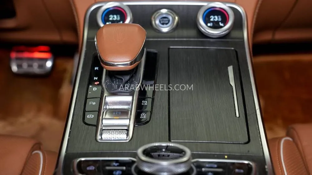 Hongqi H9 2023 for Sale in Sharjah Image-7