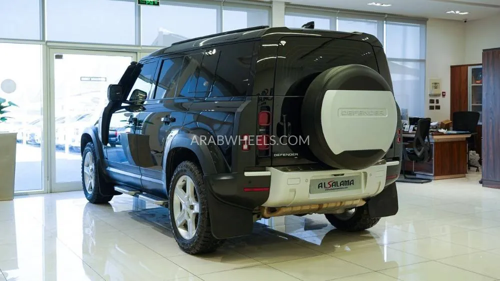 Land Rover Defender 2020 for Sale in Sharjah Image-22